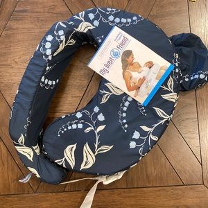 My Brest Friend Nursing Pillow. Like new, used maybe only 10 uses.